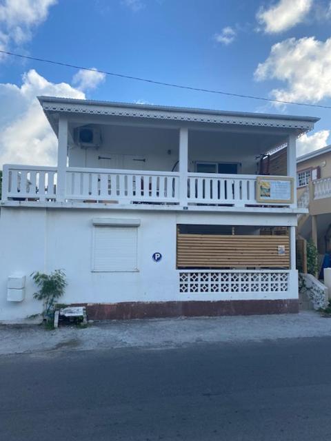 Akunamatata Guest House 그랜드케이스 외부 사진
